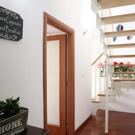 Cuscino E Cappuccino Bed & Breakfast 2*