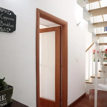 Cuscino E Cappuccino Bed & Breakfast 2*