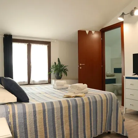 Cuscino E Cappuccino Bed & Breakfast 2*