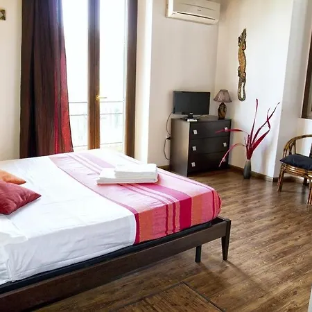 Bed & Breakfast Cuscino E Cappuccino Alghero